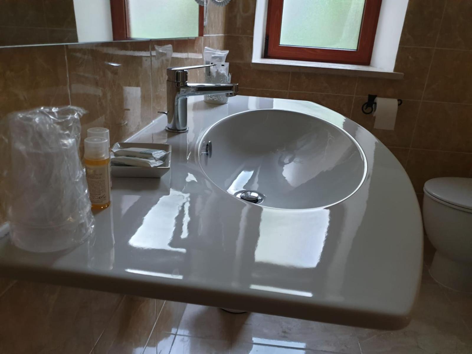 Porta Marina Guest Rooms Scalea Ngoại thất bức ảnh