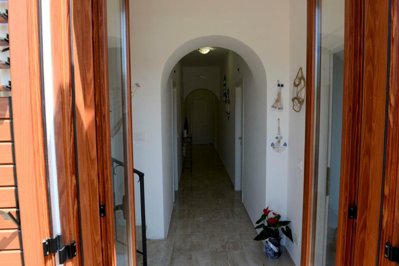 Porta Marina Guest Rooms Scalea Ngoại thất bức ảnh