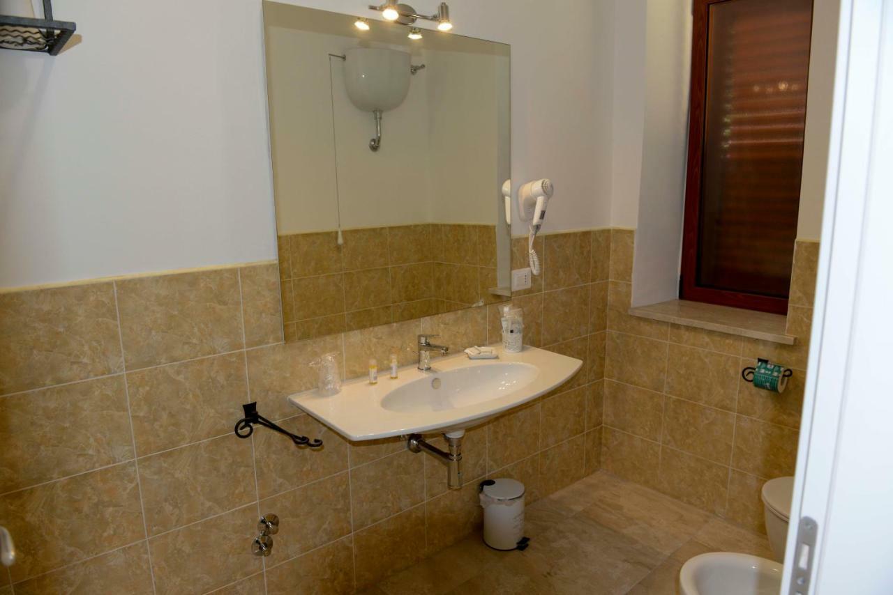 Porta Marina Guest Rooms Scalea Ngoại thất bức ảnh
