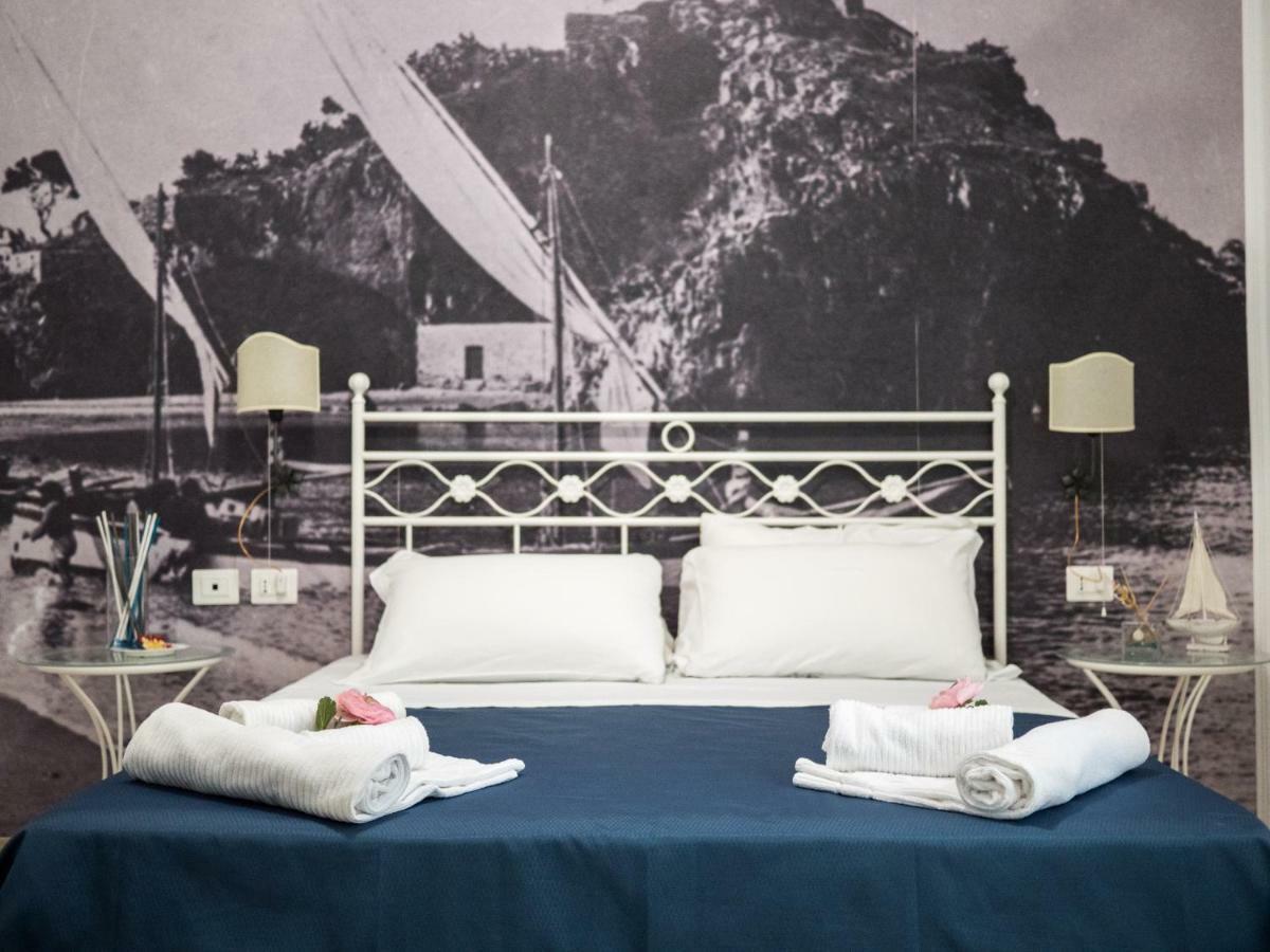Porta Marina Guest Rooms Scalea Ngoại thất bức ảnh